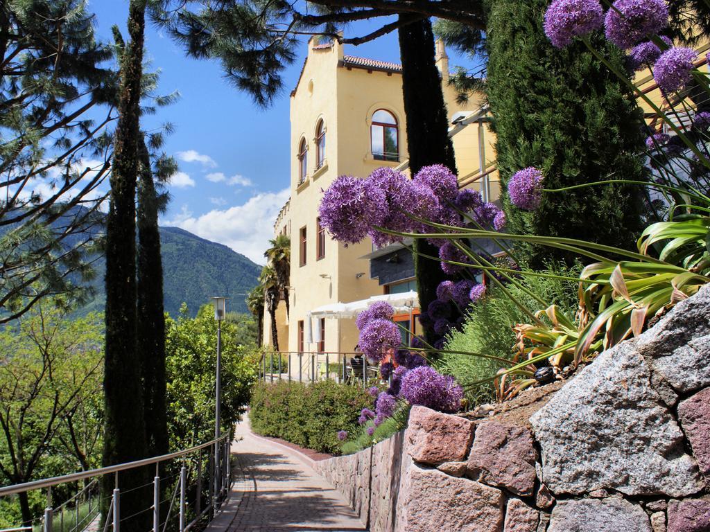 Flora Hotel & Suites Merano Exterior photo