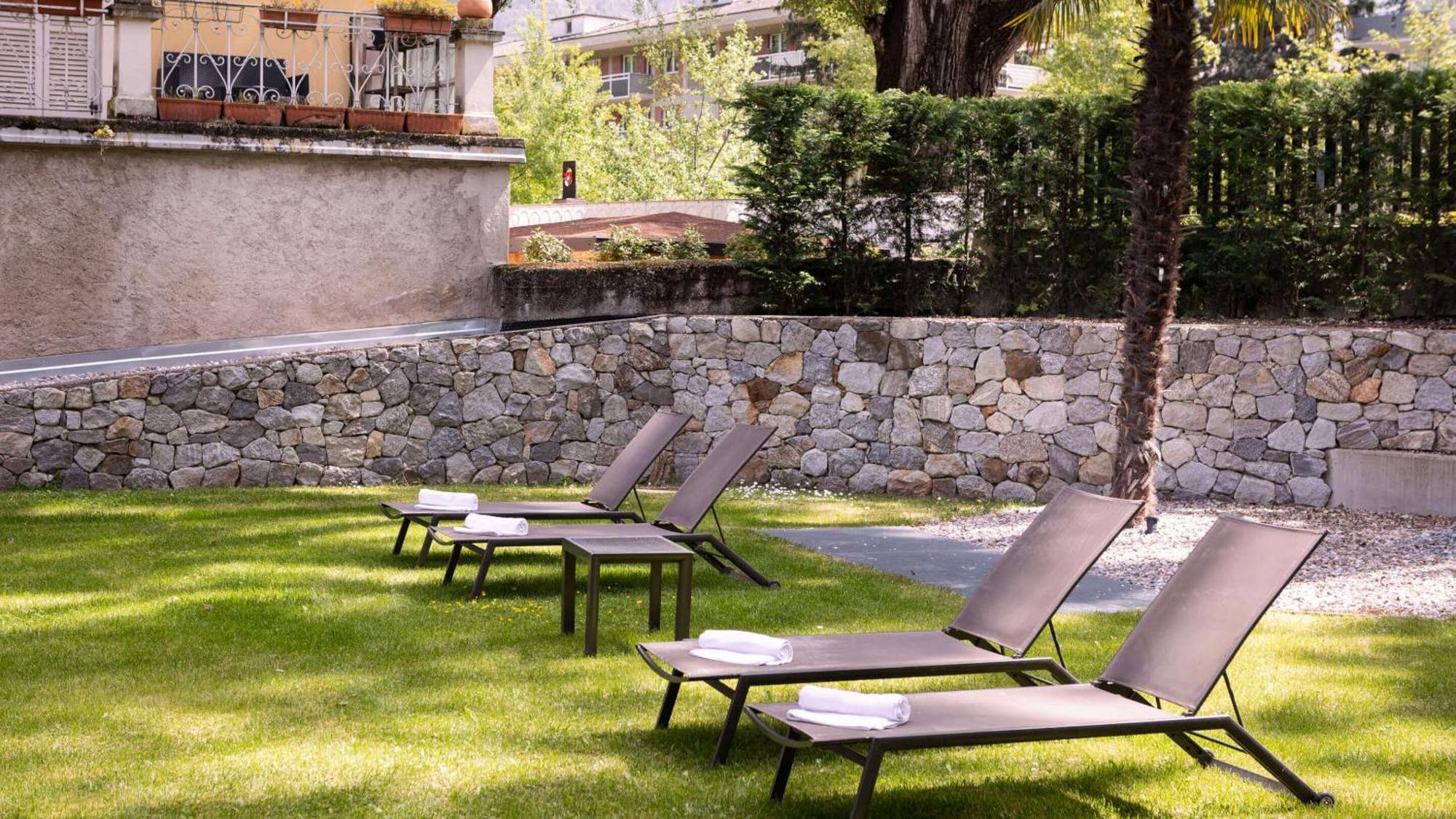 Flora Hotel & Suites Merano Exterior photo